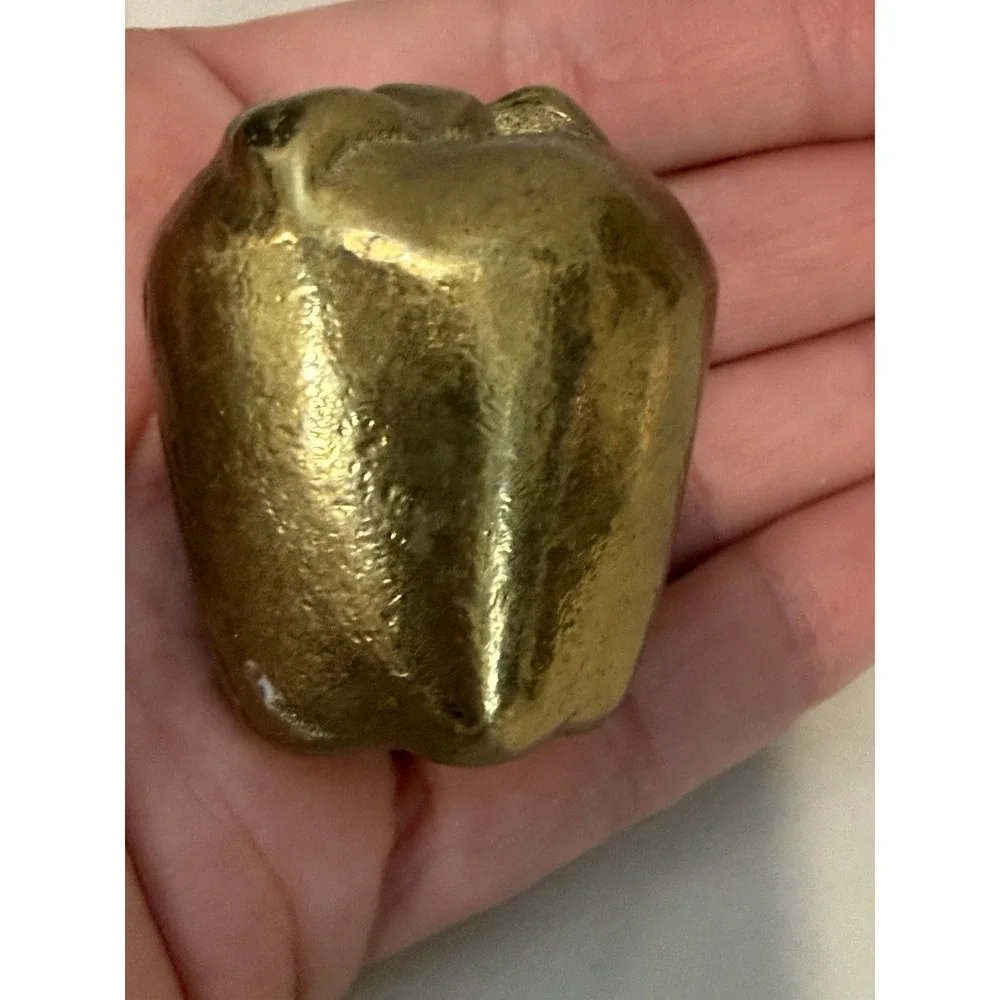 Vintage solid brass apple, pepper, fruit with leaf, paperweight Heavy
